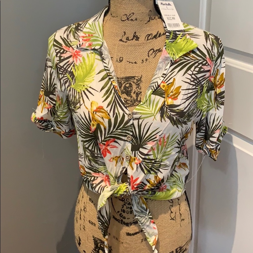 Hawaiian Cropped tee